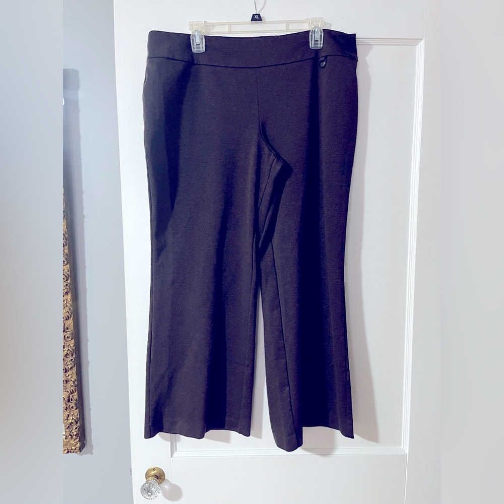 Women’s XLP black pull-on wide leg business casual pants by New York & Company